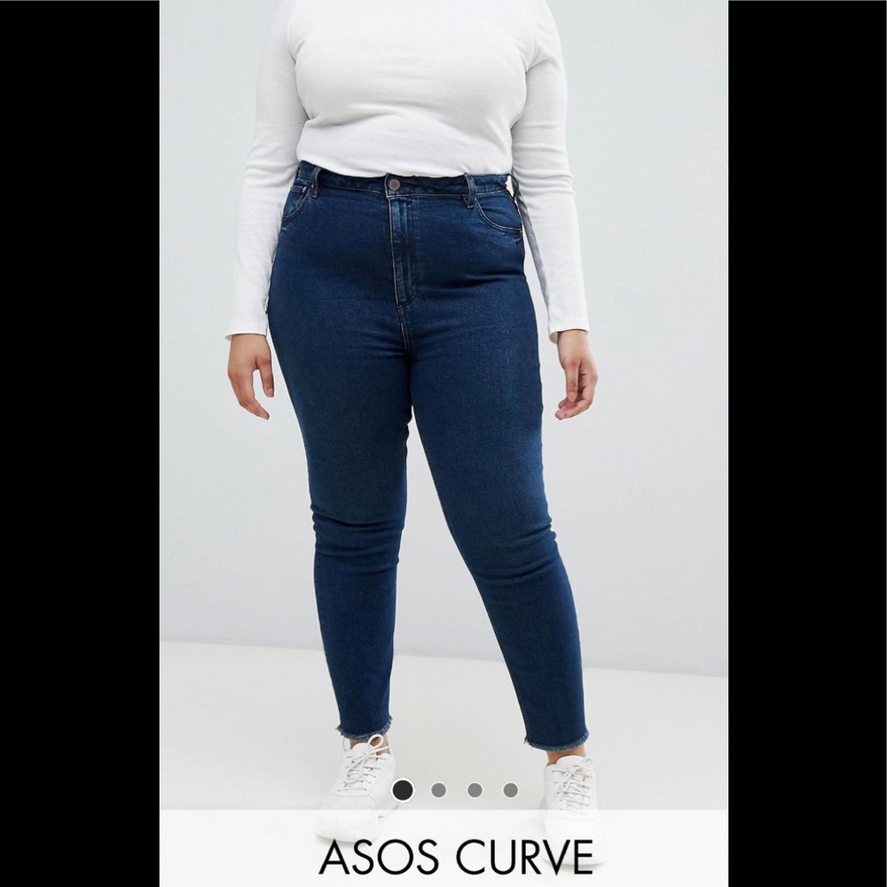 High waist mom jeans